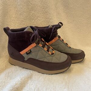 TEVA Reember Commuter Boot